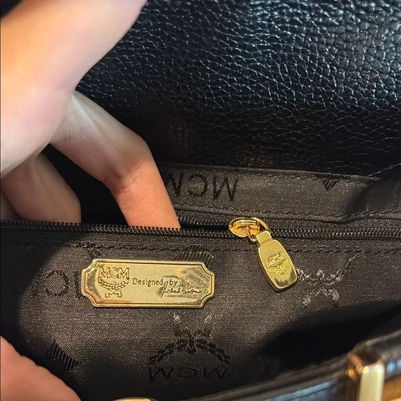 MCM Black Leather Handbag made in Germany - Picture 8 of 10